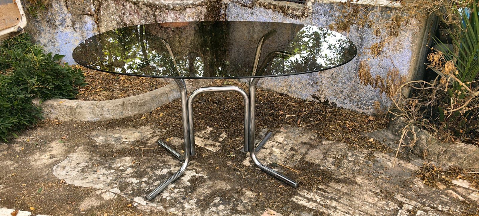 Mesa de vidro  (vende-se á Melhor oferta)