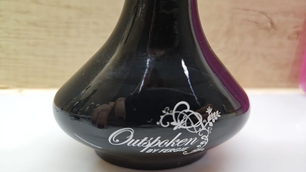 Perfum Outspoken by Fergie