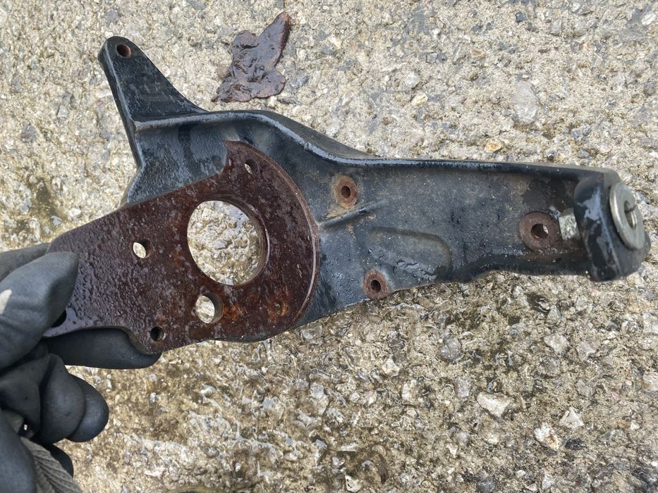 VW golf 3 Passat b5 Vento Audi a4b5 a6c5 łapa pompy wtryskowej