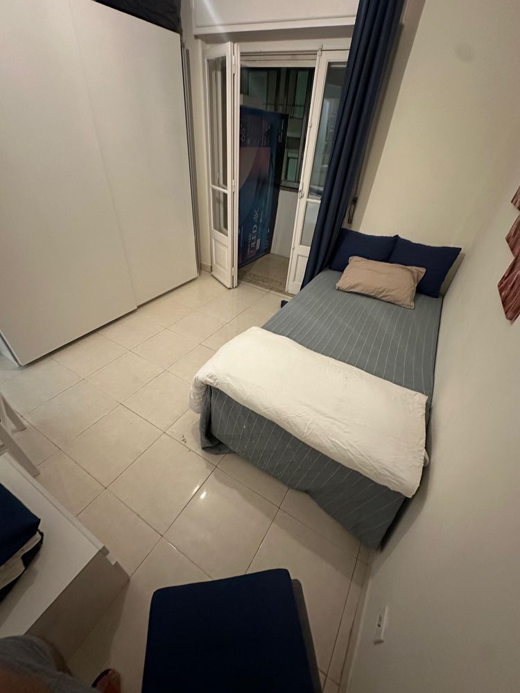 Arrendo quarto para Homem Solteiro.