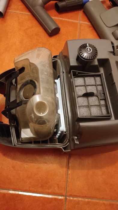 Aspirador Bosch bagless