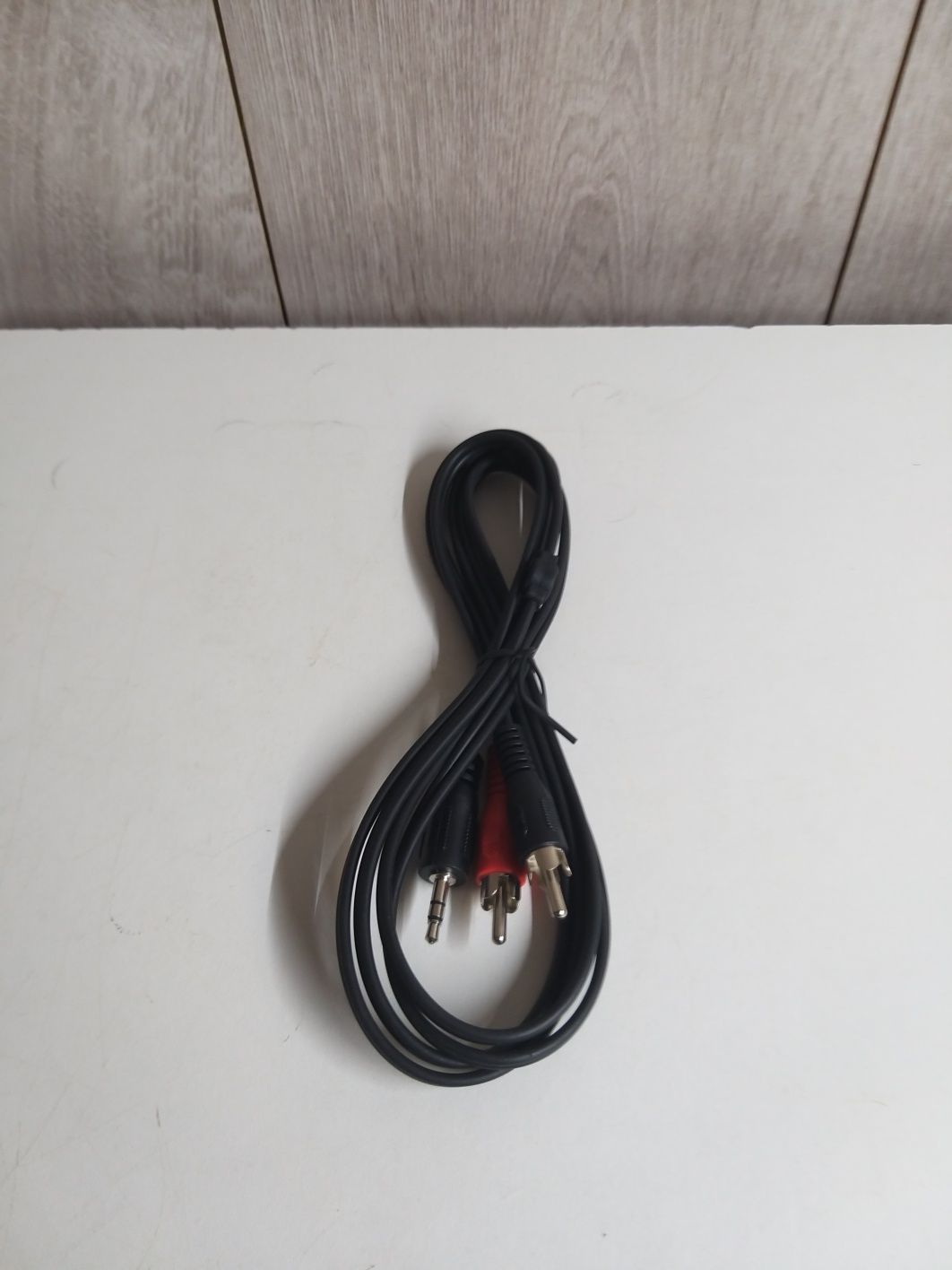 Kabel przewód audio stereo 2 x cinch z końcówką mini Jack.