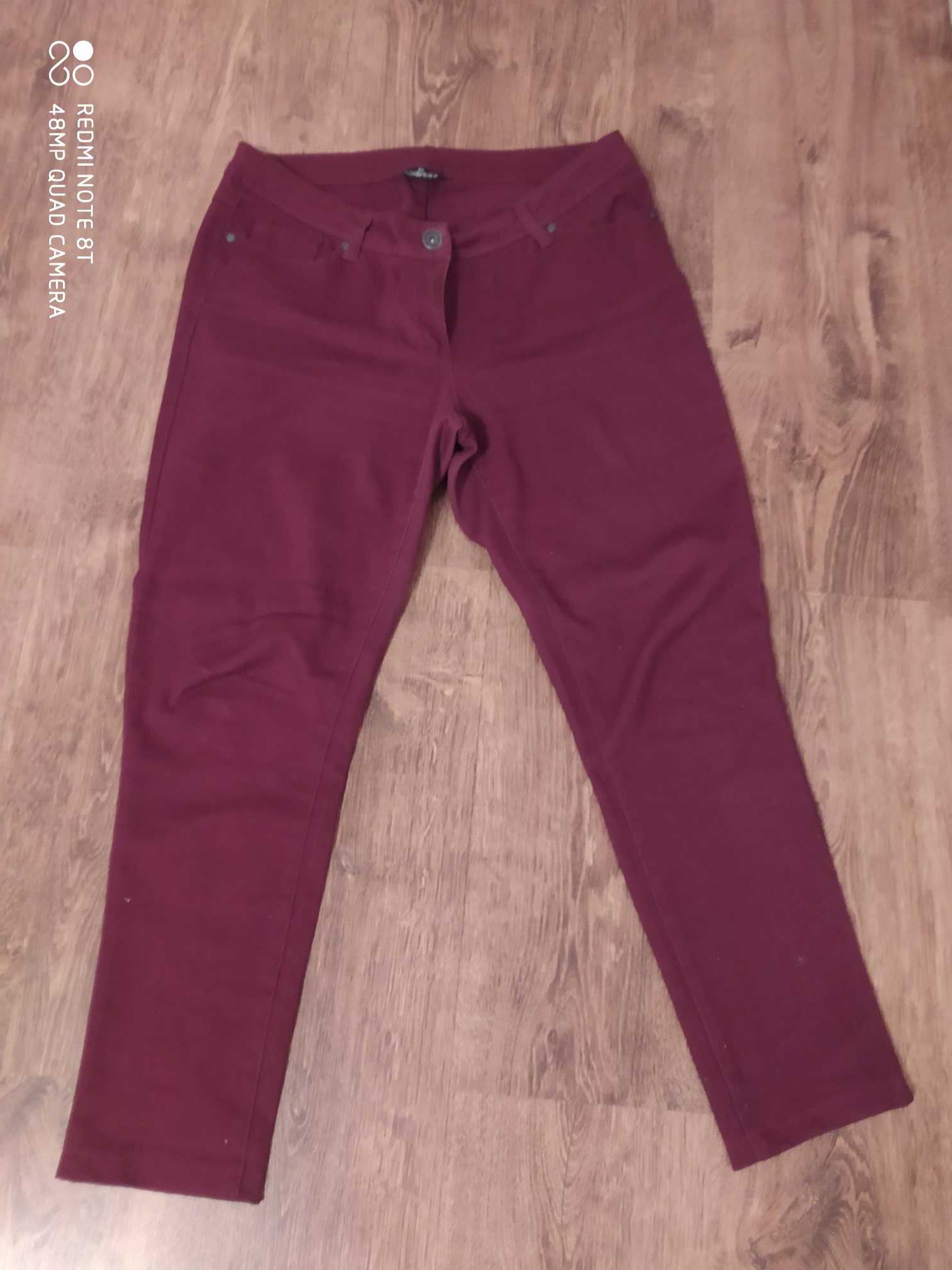 Bordowe damskie rurki