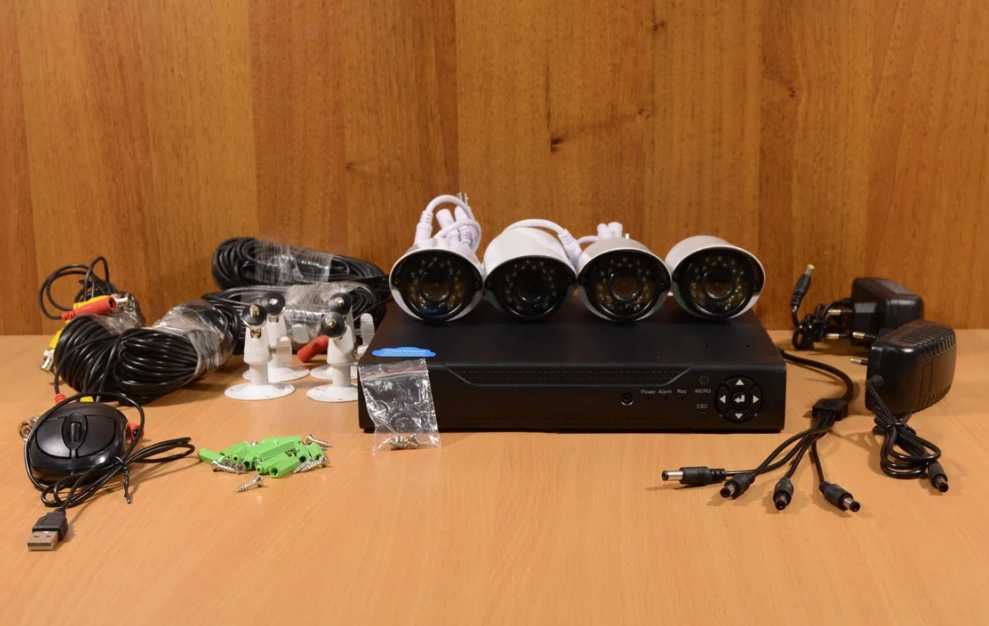 Готовый комплект камер видеонаблюдения 4 видеокамеры и регистратор