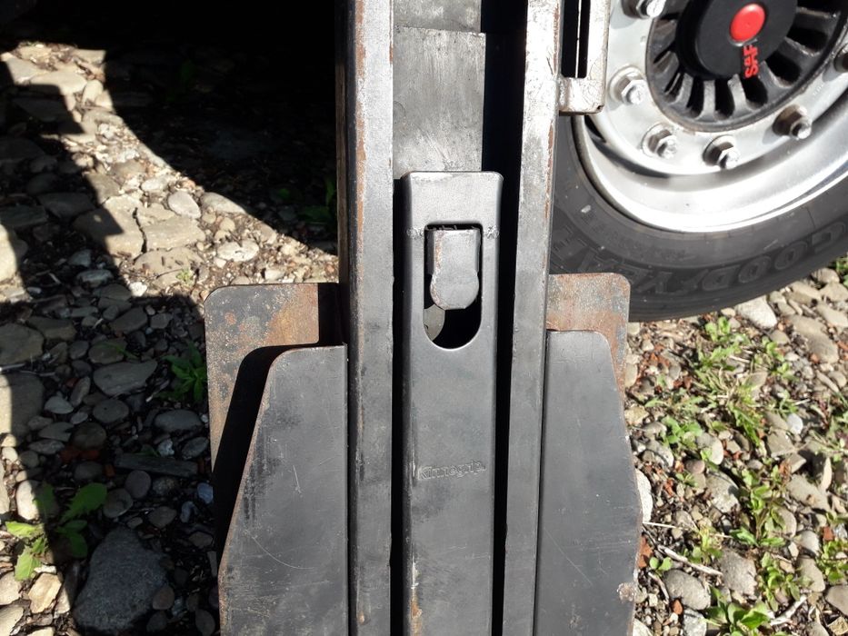 Klunice , Slupki do naczepy Krone mega Oryginał - rozciągane