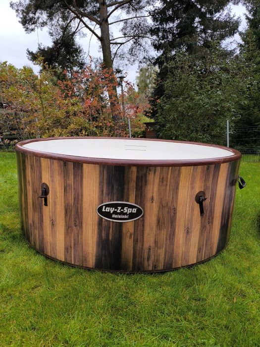 Jacuzzi Lay z Spa Helsinki komplet uszkodzone dno