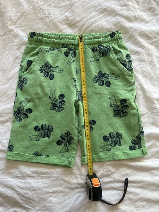 Szorty spodenki chłopięce sinsay 140 zielone traktor