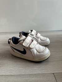 Buty dziecięce Nike białe rozmiar 23.5