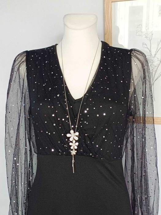 Sukienka czarna dopasowana mała czarna siateczkowy rękaw błyszcząca L