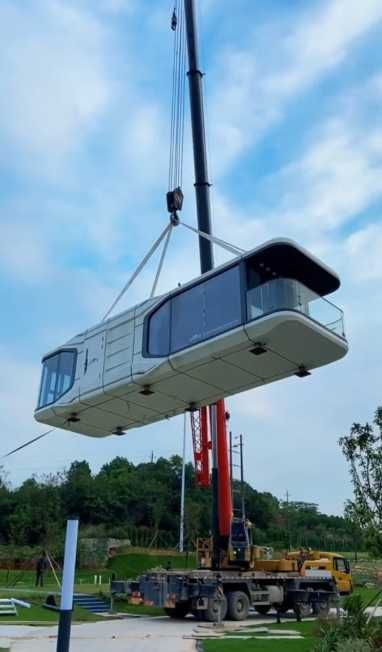 Nowoczesny domek kapsuła letniskowy całoroczny 8.5m x 3.3m