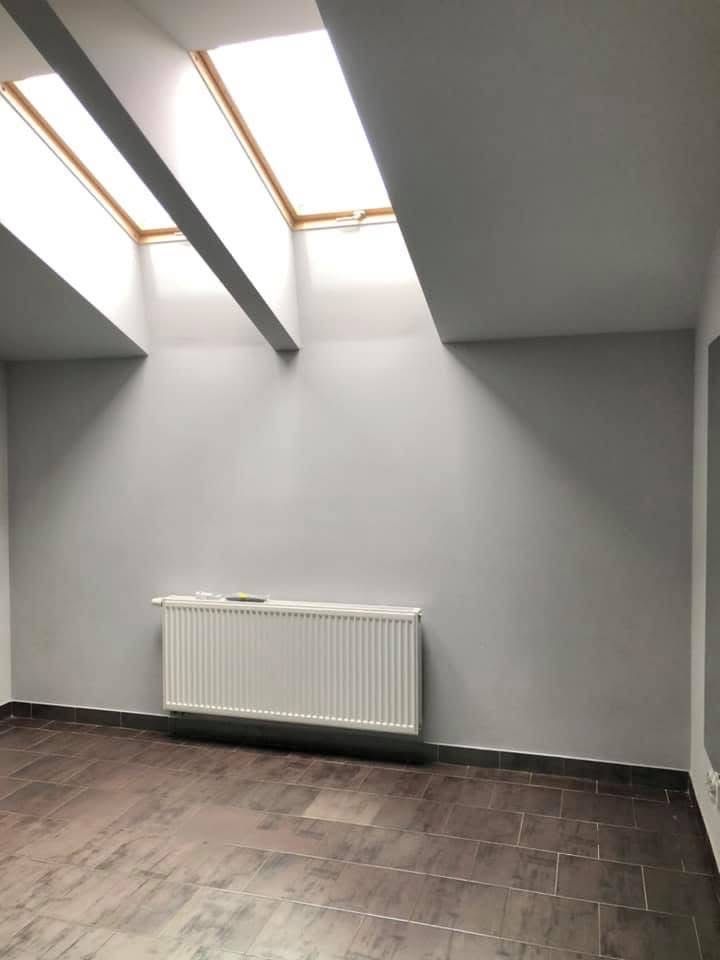 Lokal biurowy/usługowy w dużym budynku usługowym 17m2