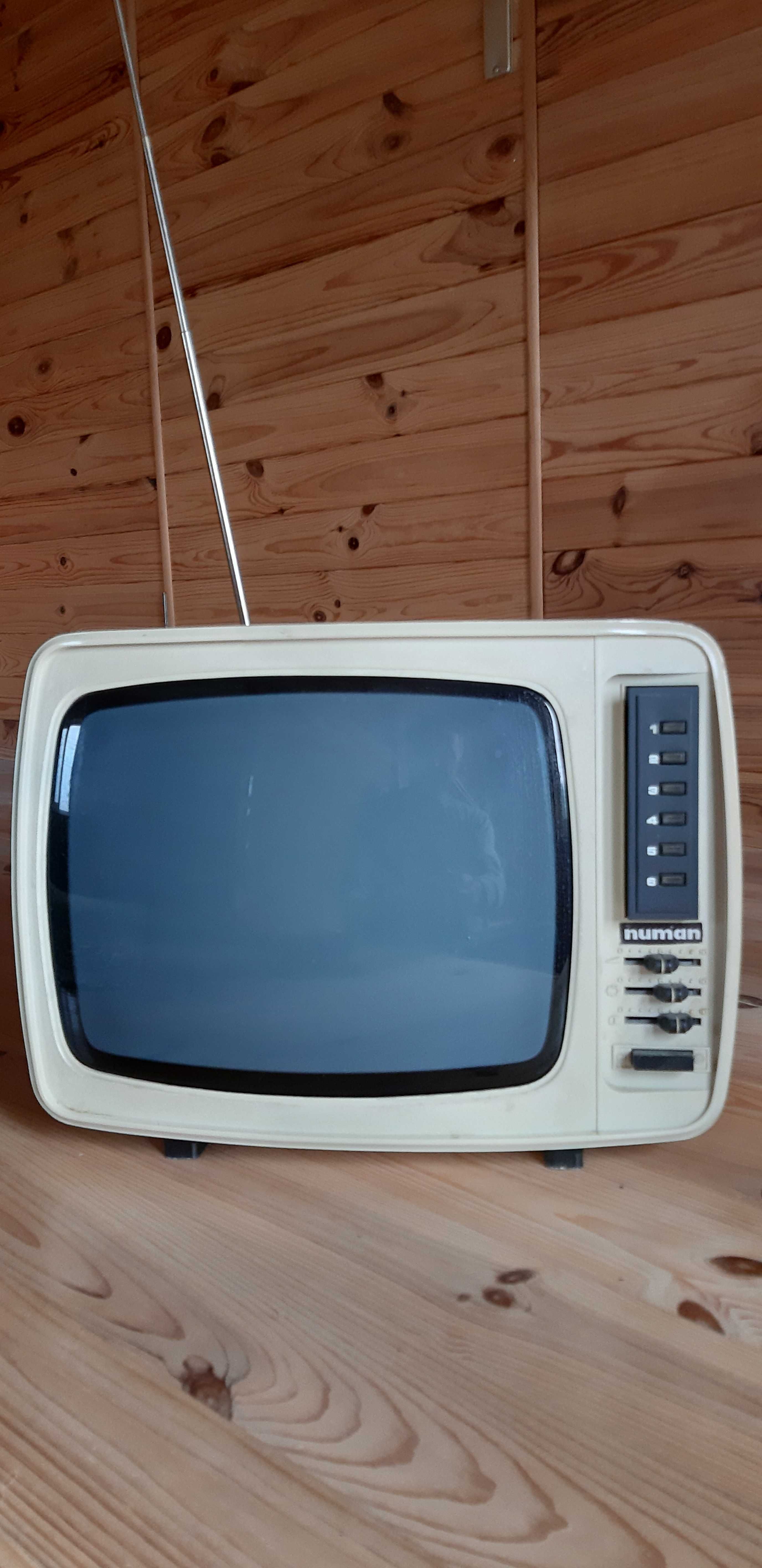 Телевизор HUMAN. 80-х годов