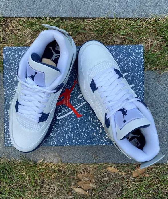 Buty meskie Mokasyny Jordan_4_Retro_Midnight_Navy R.44