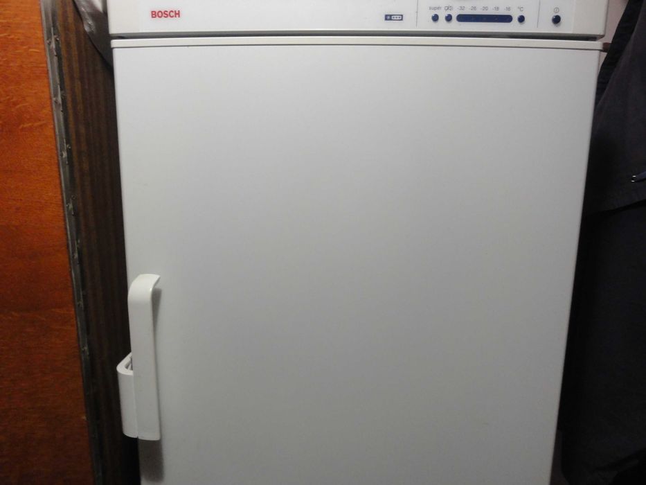 Морозильна камера BOSCH