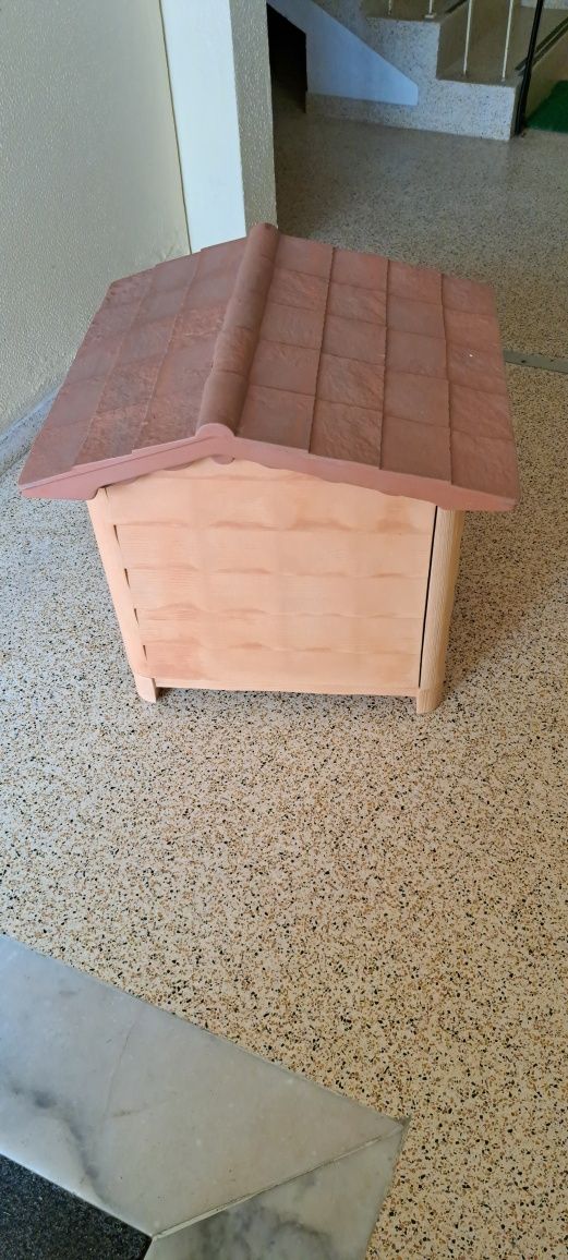 Vendo esse casota para cães