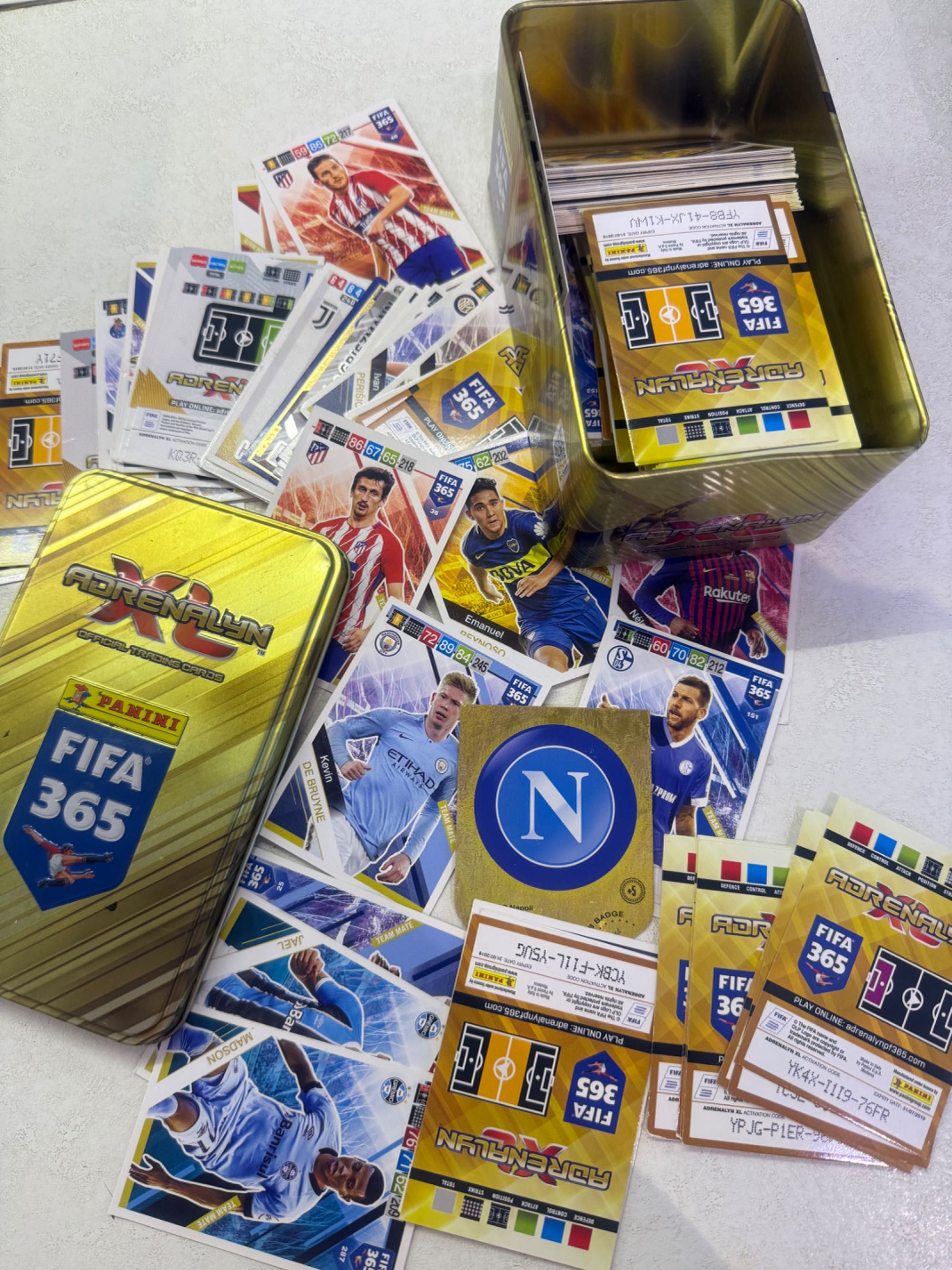 Panini FIFA 365 duża ilość