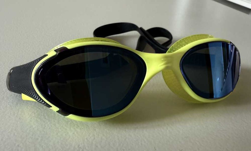 Speedo Biofuse 2.0 - profesjonalne okulary antyfog do pływania unisex