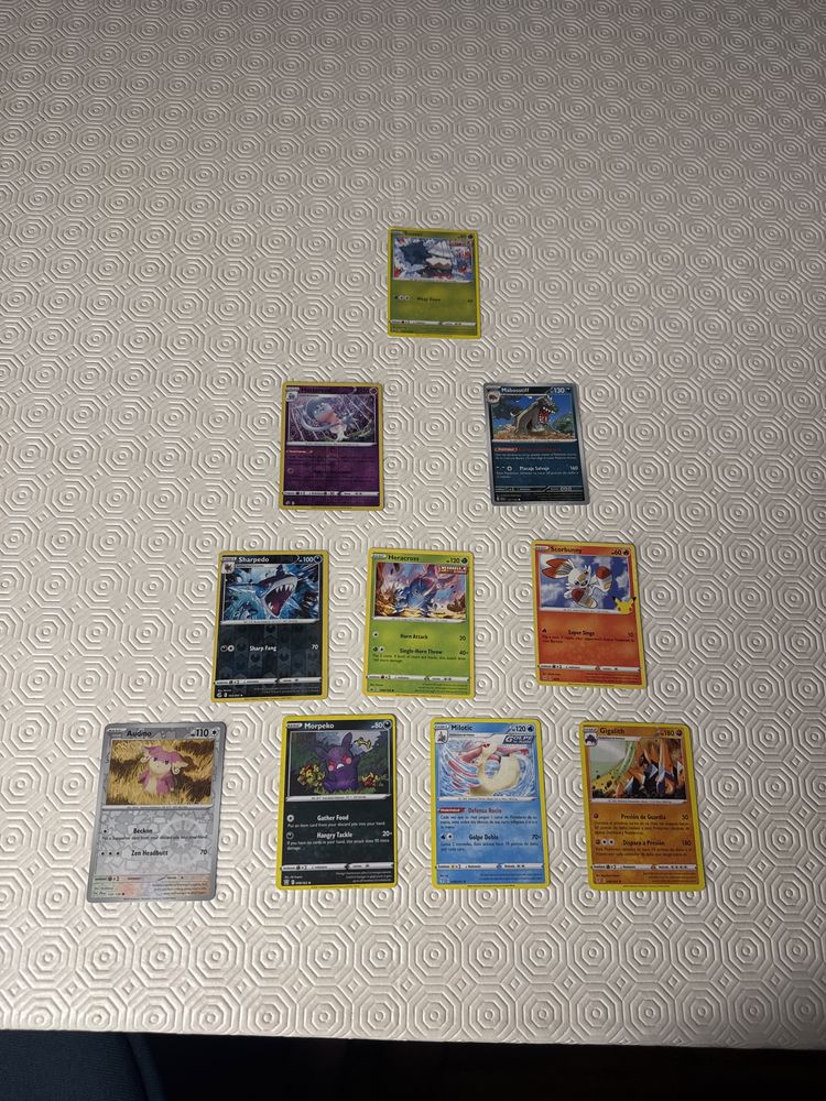 Conjunto de 10 cartas de Pokémon