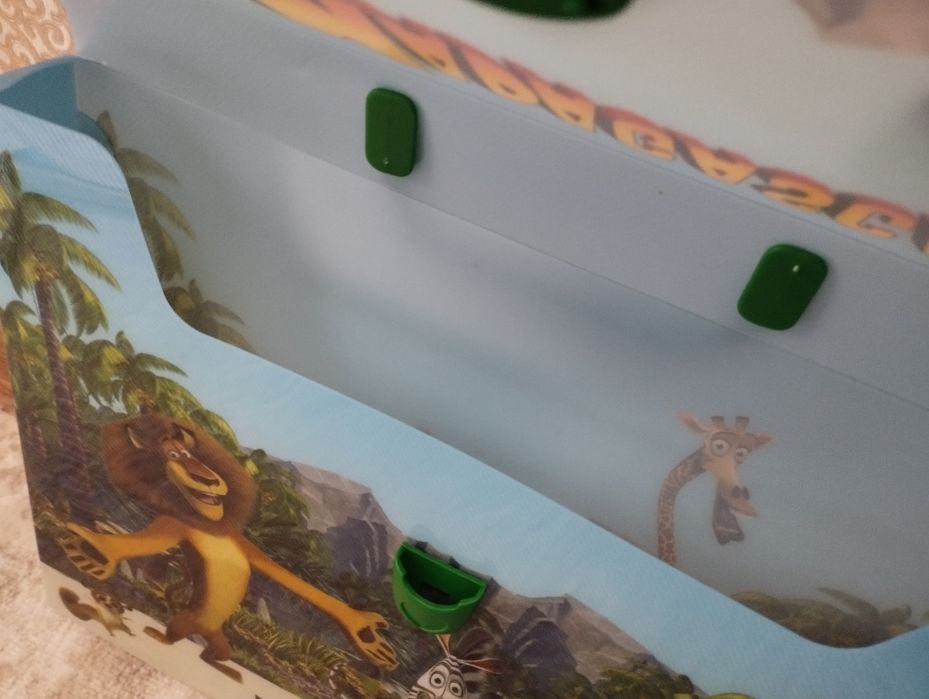 Портфель-папка из пластика с ручкой