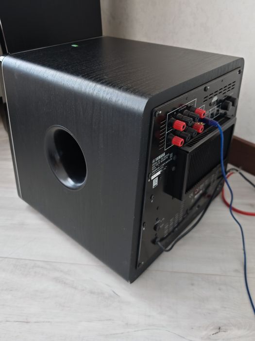 Yamaha NS-SW500 сабвуфер