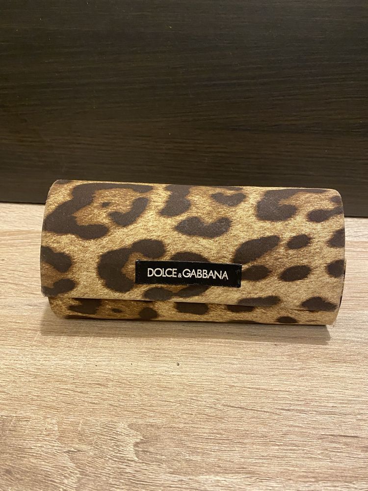 Etui futerał okulary przeciwsłoneczne panterka cętki Dolce&Gabbana