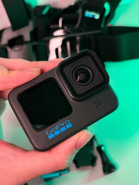 Екшн-камера GoPro Hero 10 в хорошому стані
