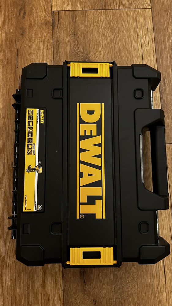 DeWALT DCD791 18V XR 2x4AH