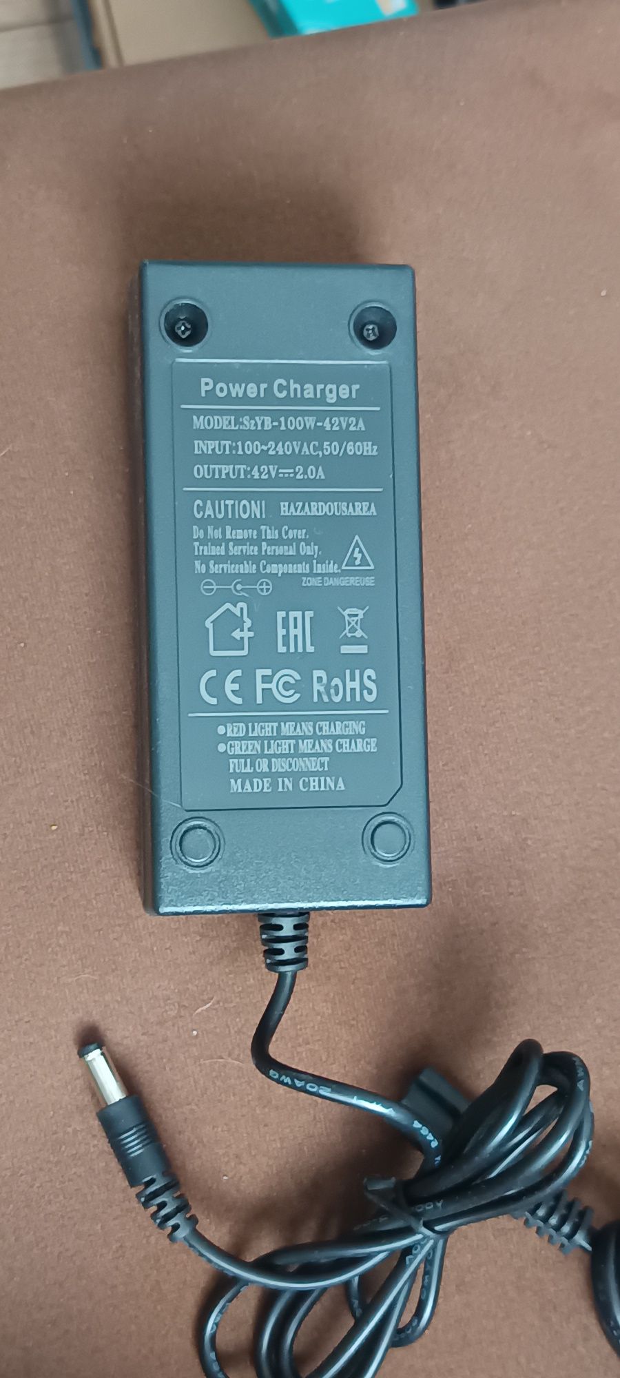 Ładowarka do rowerów elektrycznych 5w1 hulajnog 42V2Ai