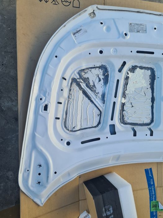 Капот Hyundai Venue 2021 оригінал