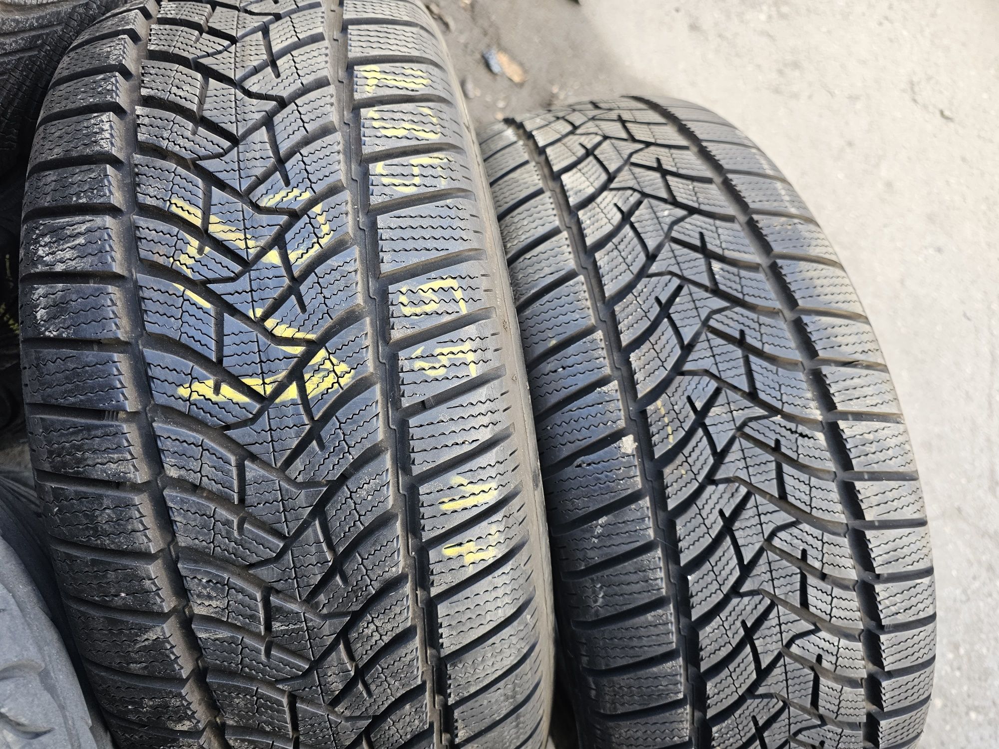 Opony Zimowe 2szt-R17 235/55-9mm-Dunlop-Montaż