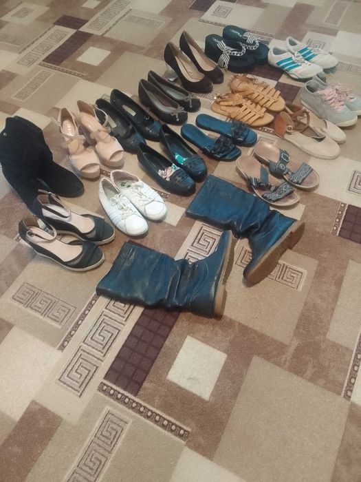 Взуття жіноче, б/у