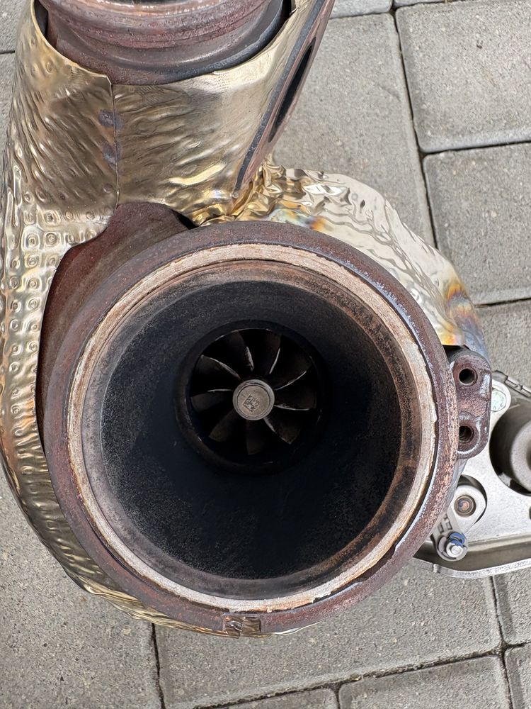 Audi A8 D5 3.0 TDI turbosprężarka