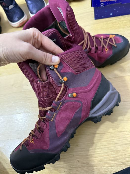 Жіночі Saleva 38 розмір