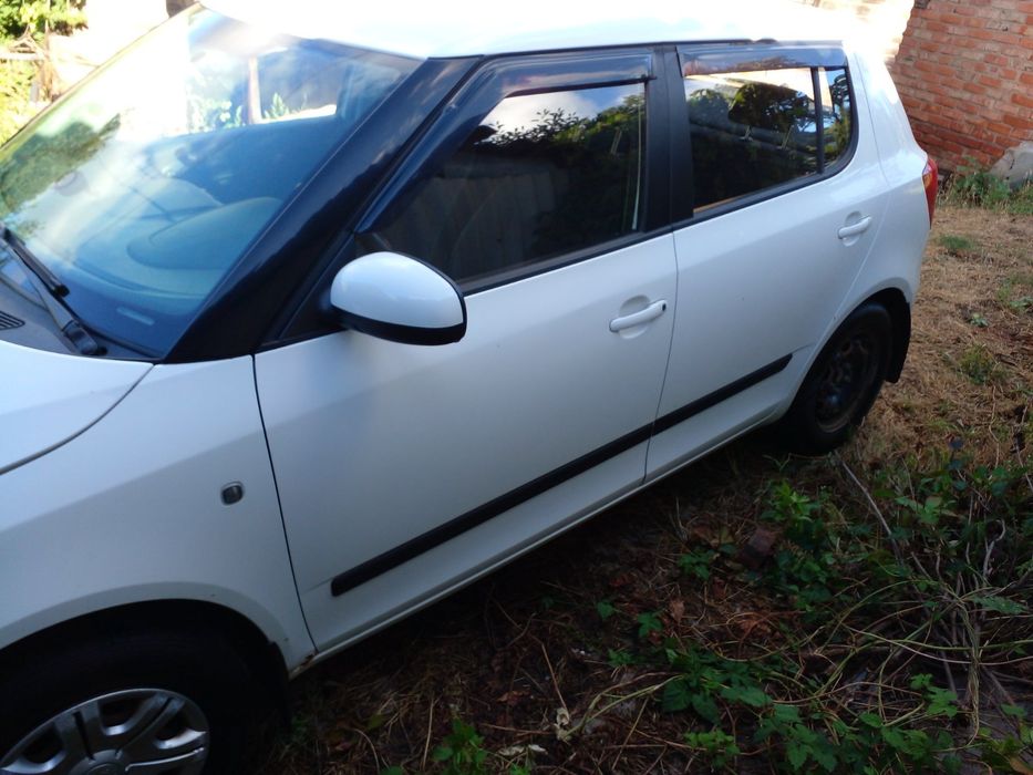 Skoda fabia  2011
