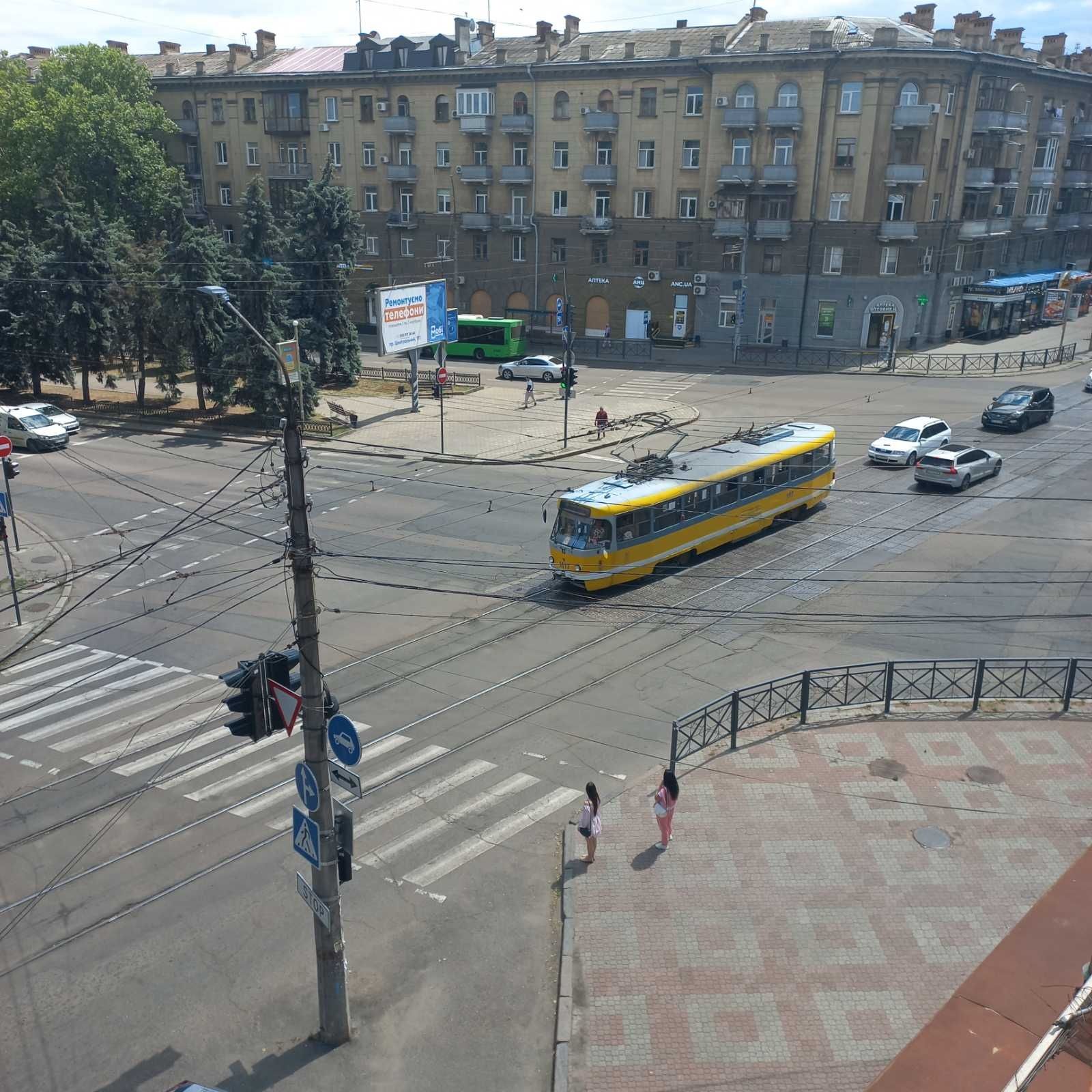 Посуточно 2 к,Центр ,кинотеатр,,Пионер,,В квартале от Соборной.