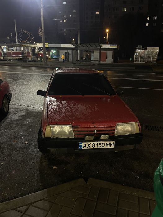 продам 21099 на полно ходу