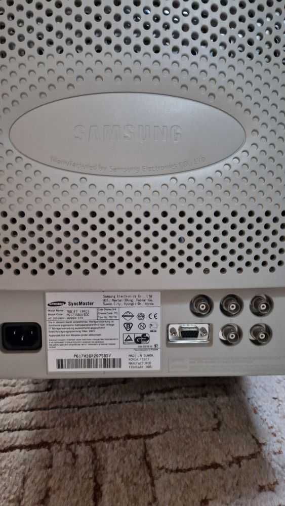 Samsung SyncMAster 700