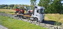 Roboty ziemne transport Wykopy Niwelacja terenu przyłącza fundamenty