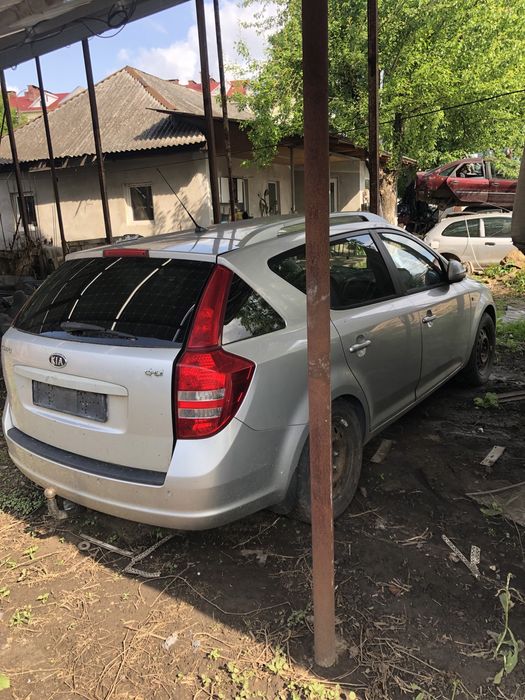 KIA Ceed 2.0crdi по запчастинах 2008 рік