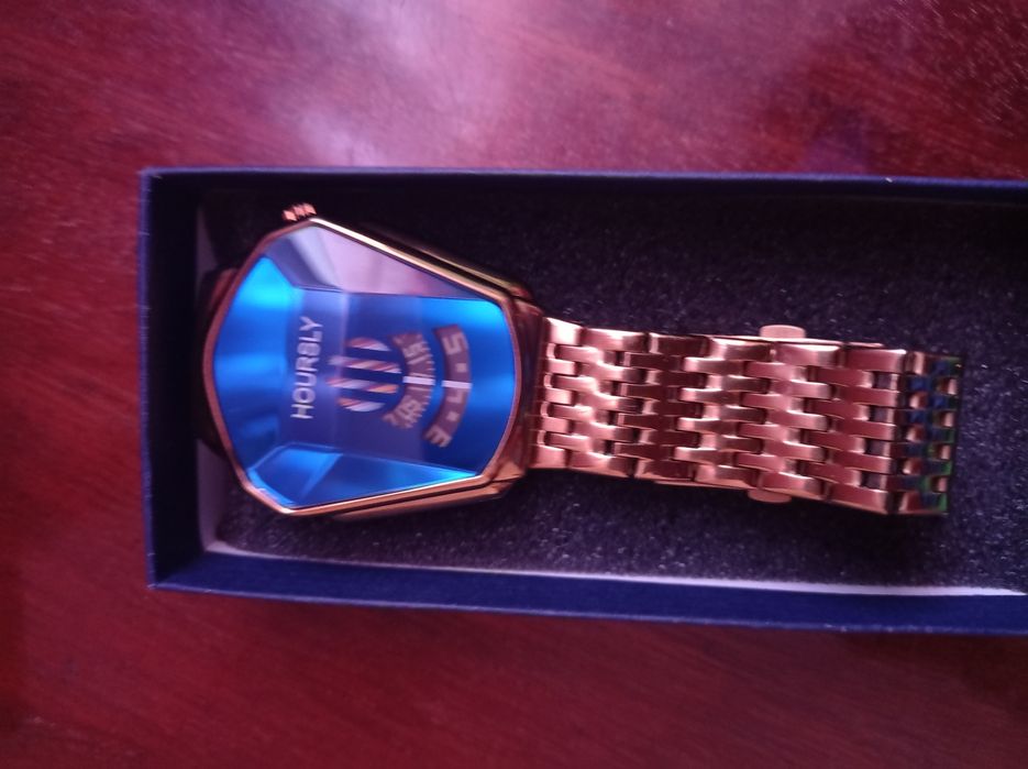 Годинник чоловічий Хенслі