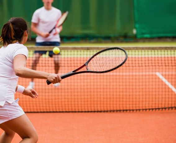 Услуги корта в Никополе: большой теннис индивидуально и с тренером