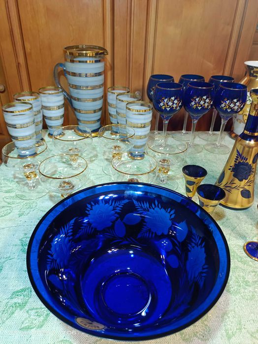 Цветной хрусталь, стекло. Чехия смальта .