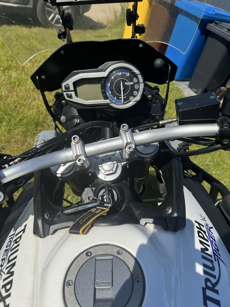 Triumph Tiger  800 XC