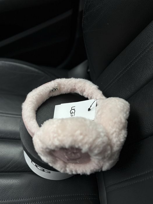 Хутряні замешеві UGG навушники рижі коричневі рожеві