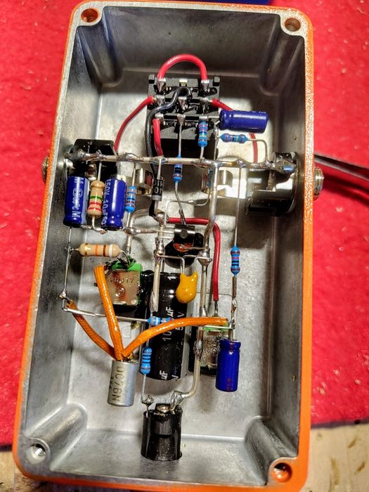 Booster do basu Wren&Cuff Phat Phuk, mega udana kopia