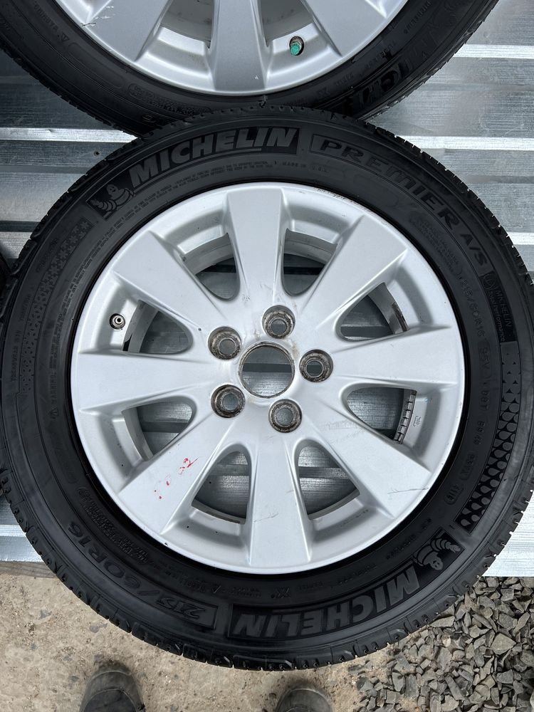Диски резина датчик Toyota Camry 40 діски камри