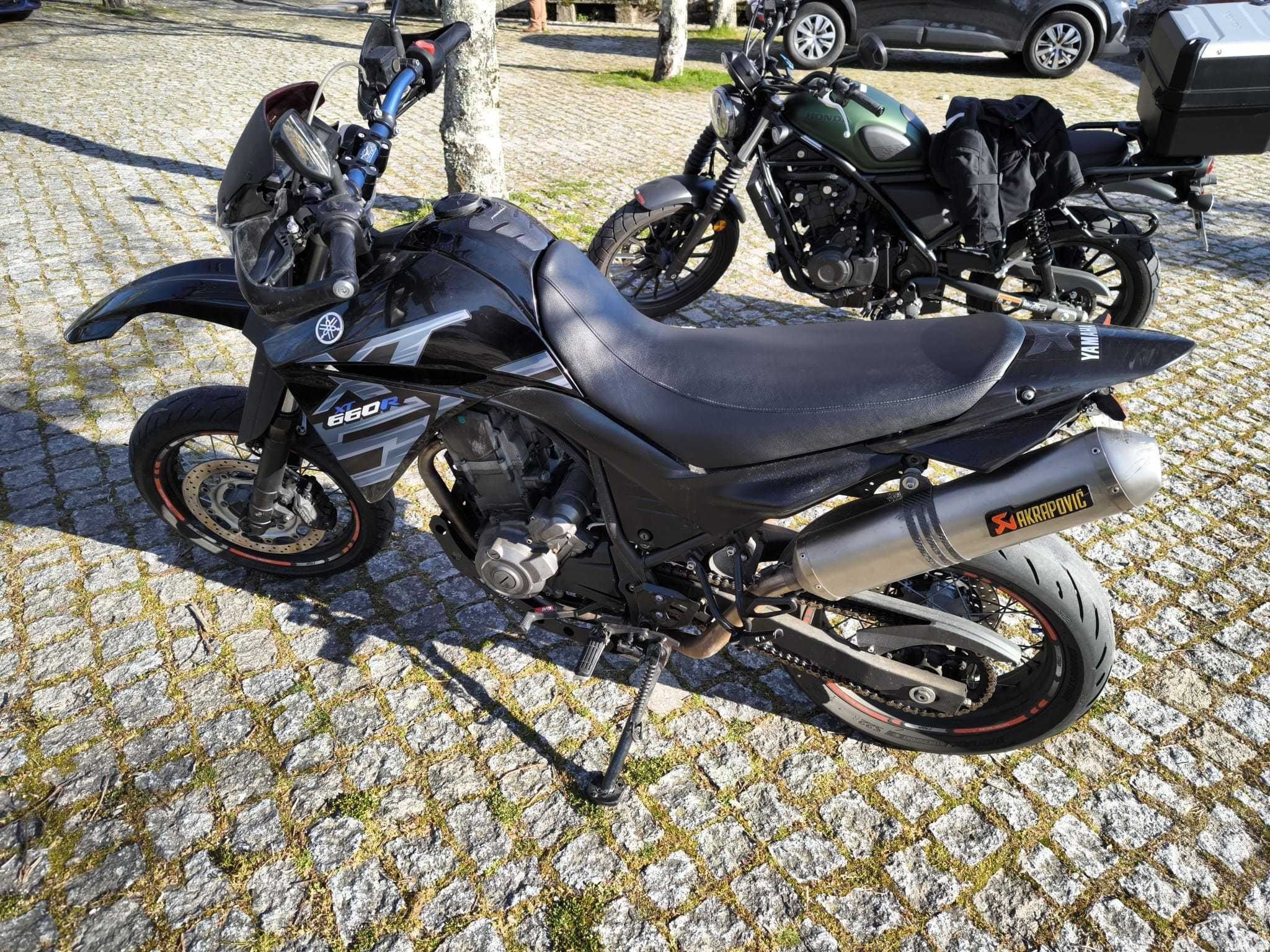 Yamaha XT 660 X - Ponteiras Akrapovic