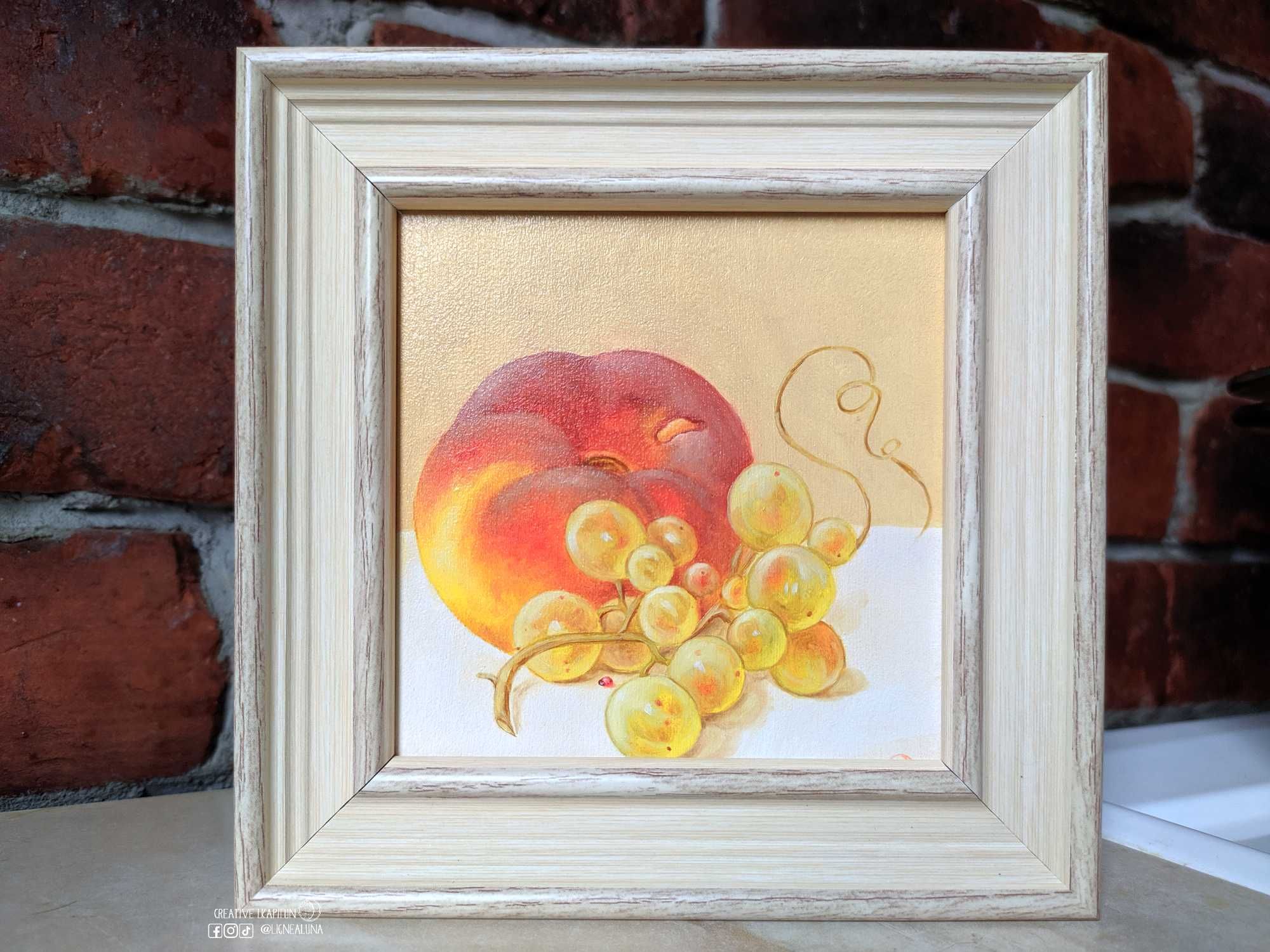 Маленький Фруктовий натюрморт для кухні Персик та виноград