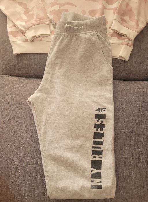 Bluza, spodnie dresowe 4f - 158