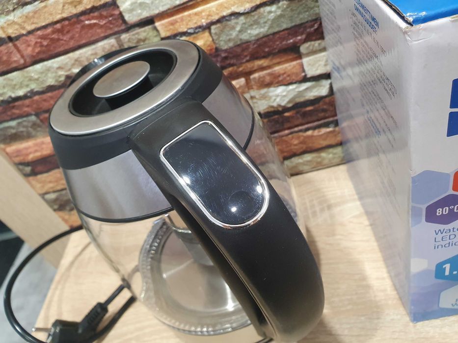 Czajnik Bezprzewodowy Szklany 1.8L Reg. Temp. 40-100°C LED Sitko ForMe